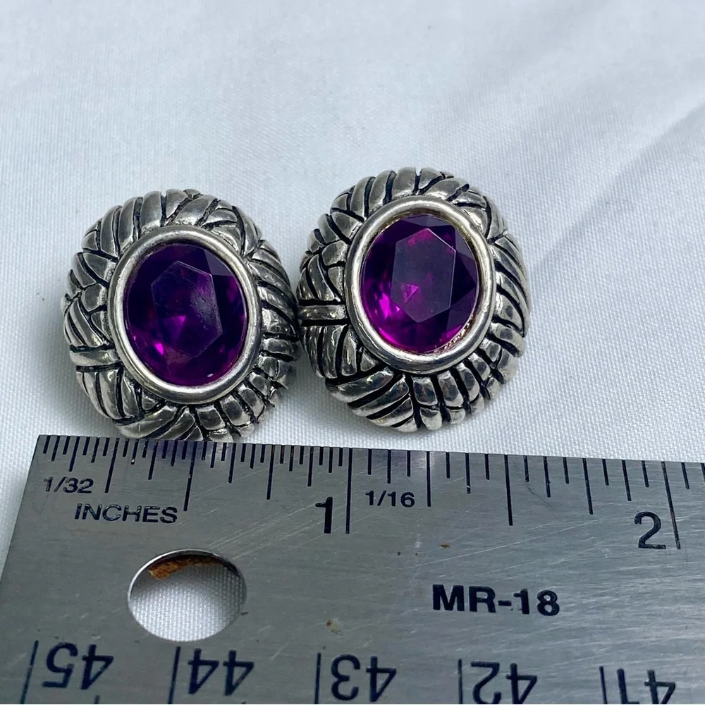 VTG Oval Silver-Tone Clip-On Earrings with Vibrant Purple Stone - Picture 4 of 5